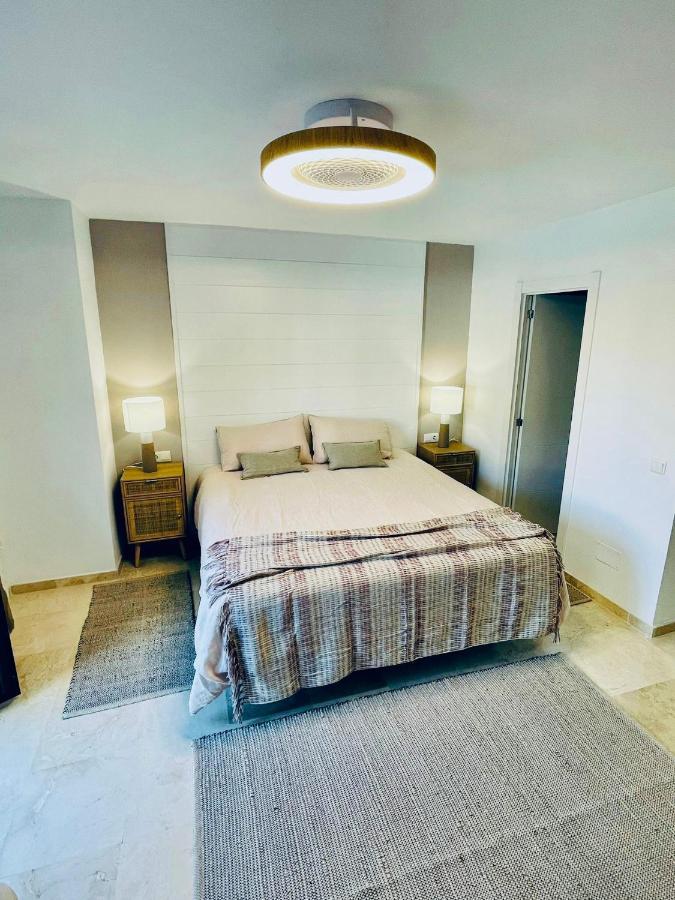 Fantastic New Townhouse /Front Beach/2Bedr/2,5Bath Estepona Exterior foto