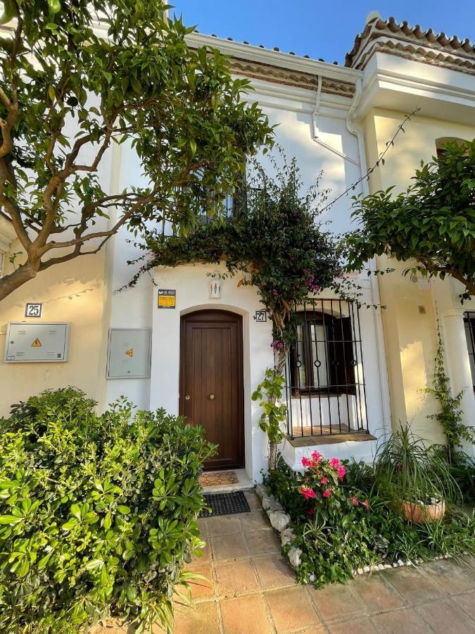Fantastic New Townhouse /Front Beach/2Bedr/2,5Bath Estepona Exterior foto