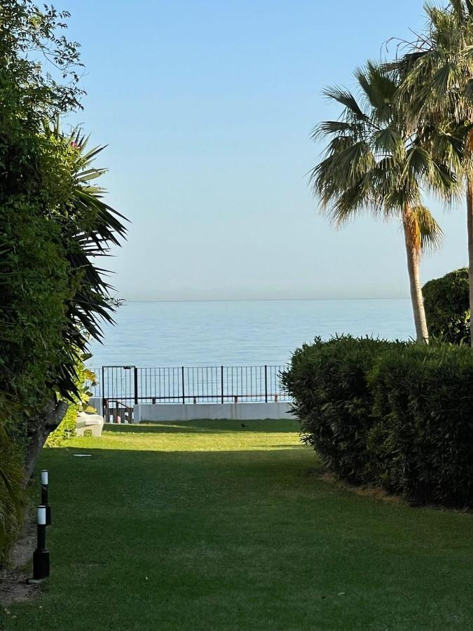 Fantastic New Townhouse /Front Beach/2Bedr/2,5Bath Estepona Exterior foto