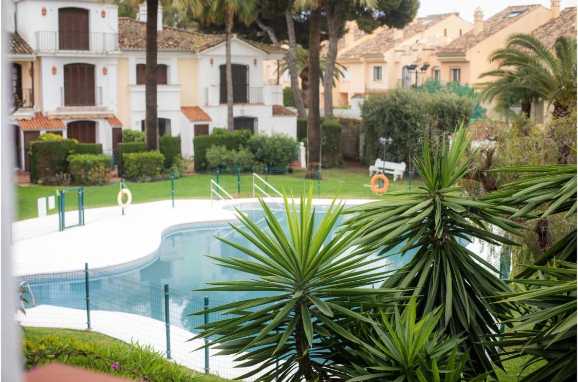 Fantastic New Townhouse /Front Beach/2Bedr/2,5Bath Estepona Exterior foto